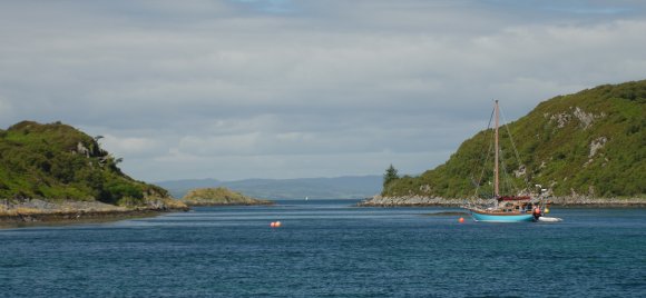 Carsaig Bay